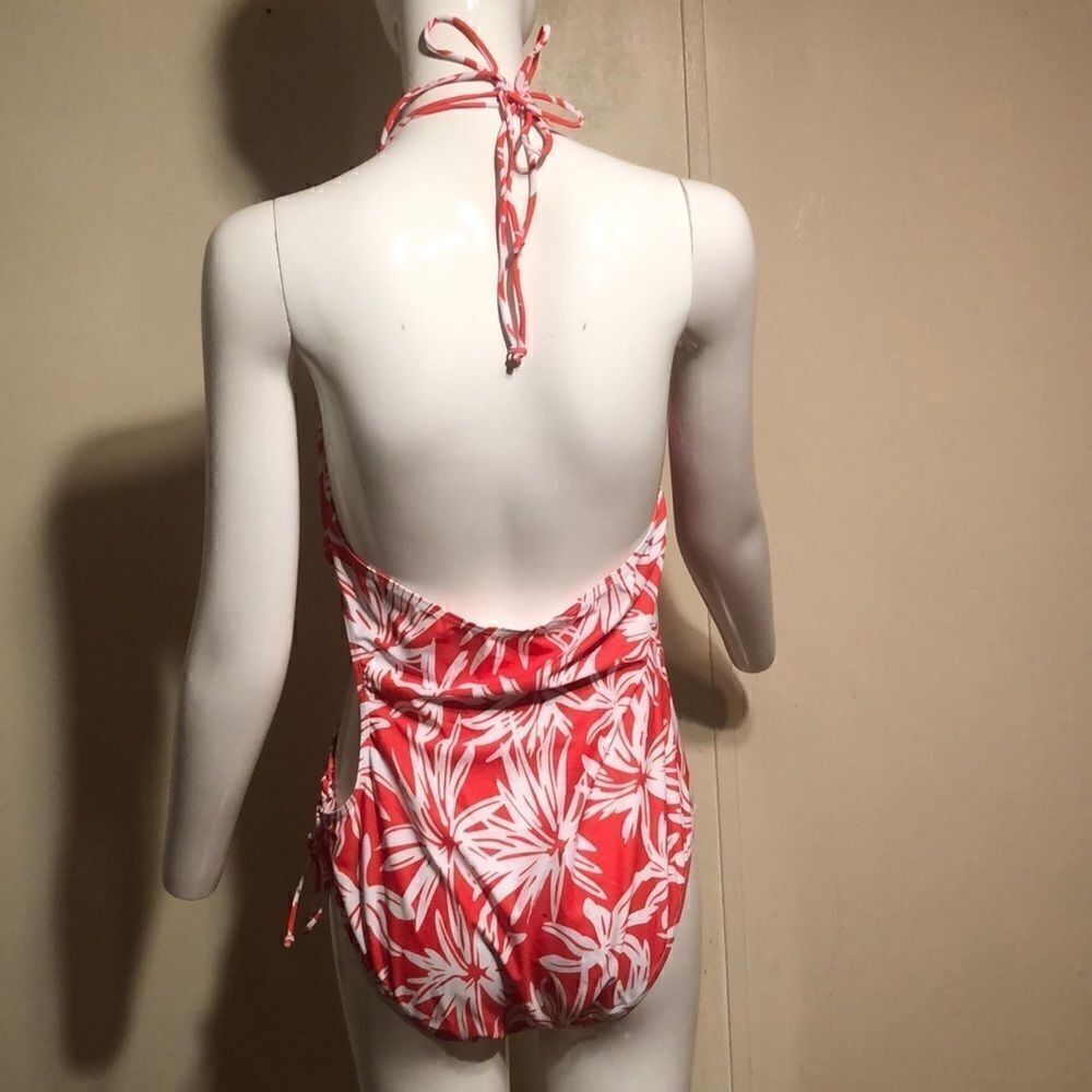 Loncoco Bathing Suit  - Picture 5 of 6
